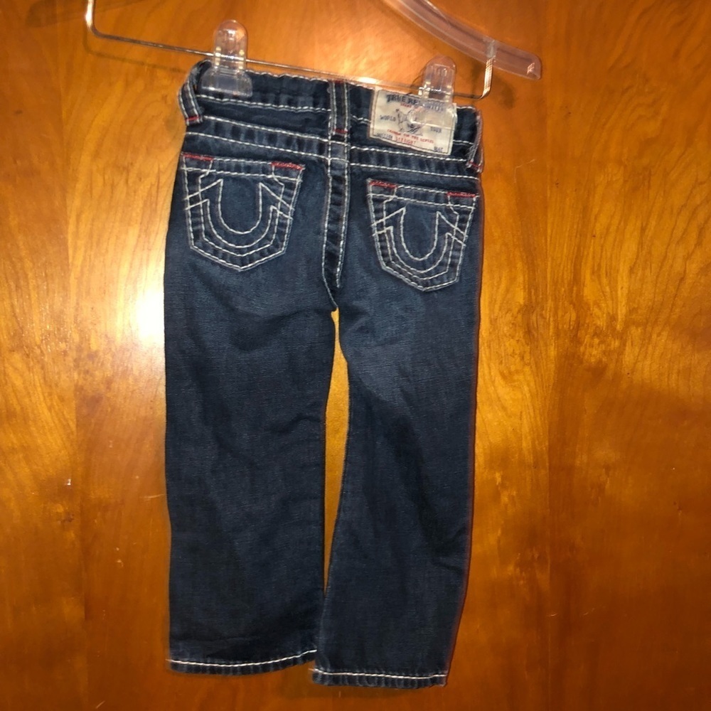 𝅺kids true religion straight jeans size 2